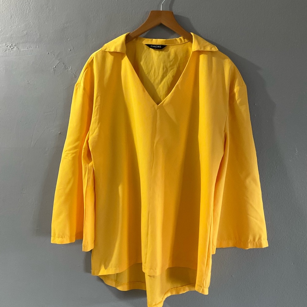 Yellow V-Neck and short set